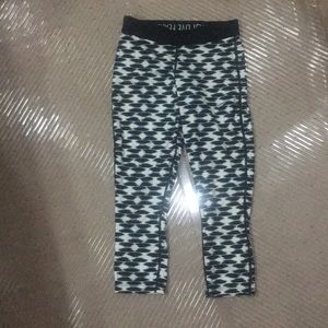 Nike Dri-Fit XS Cropped Leggings